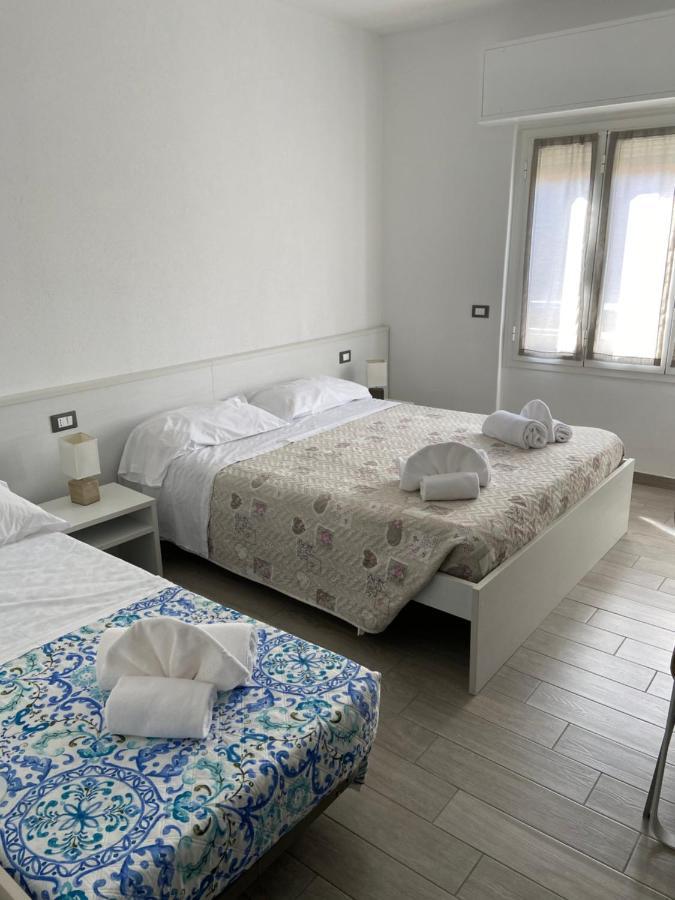 Albergo Aduepassi & Servizio Bike Shuttle Finale Ligure Exterior photo