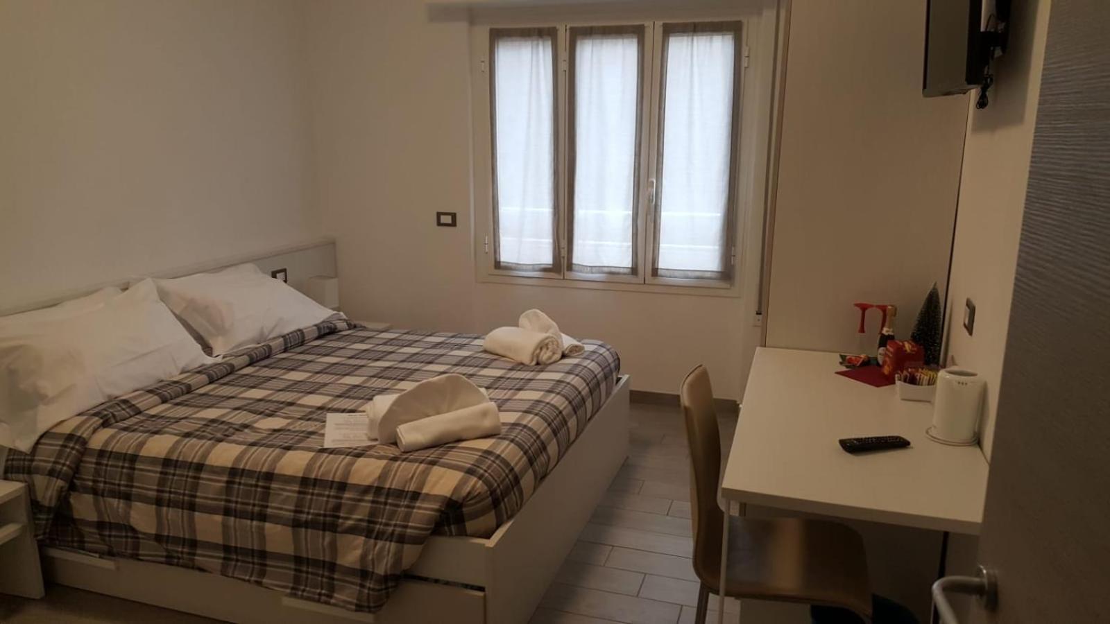 Albergo Aduepassi & Servizio Bike Shuttle Finale Ligure Exterior photo